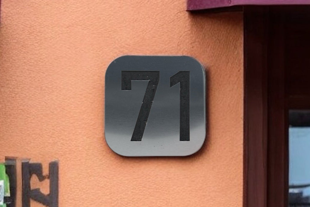 Placa Número Bicapa Plateado